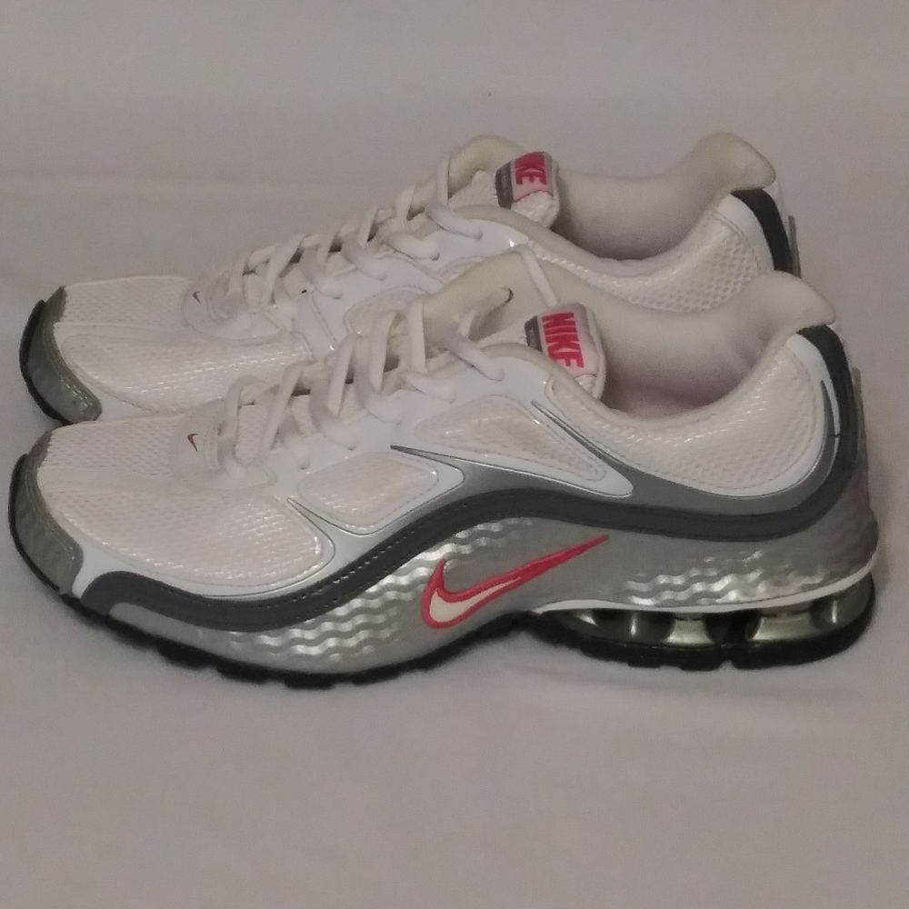 Nike Reax Run 5 Running Sneakers Athletic Shoes